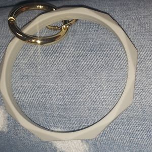 Bracelet keychain grey